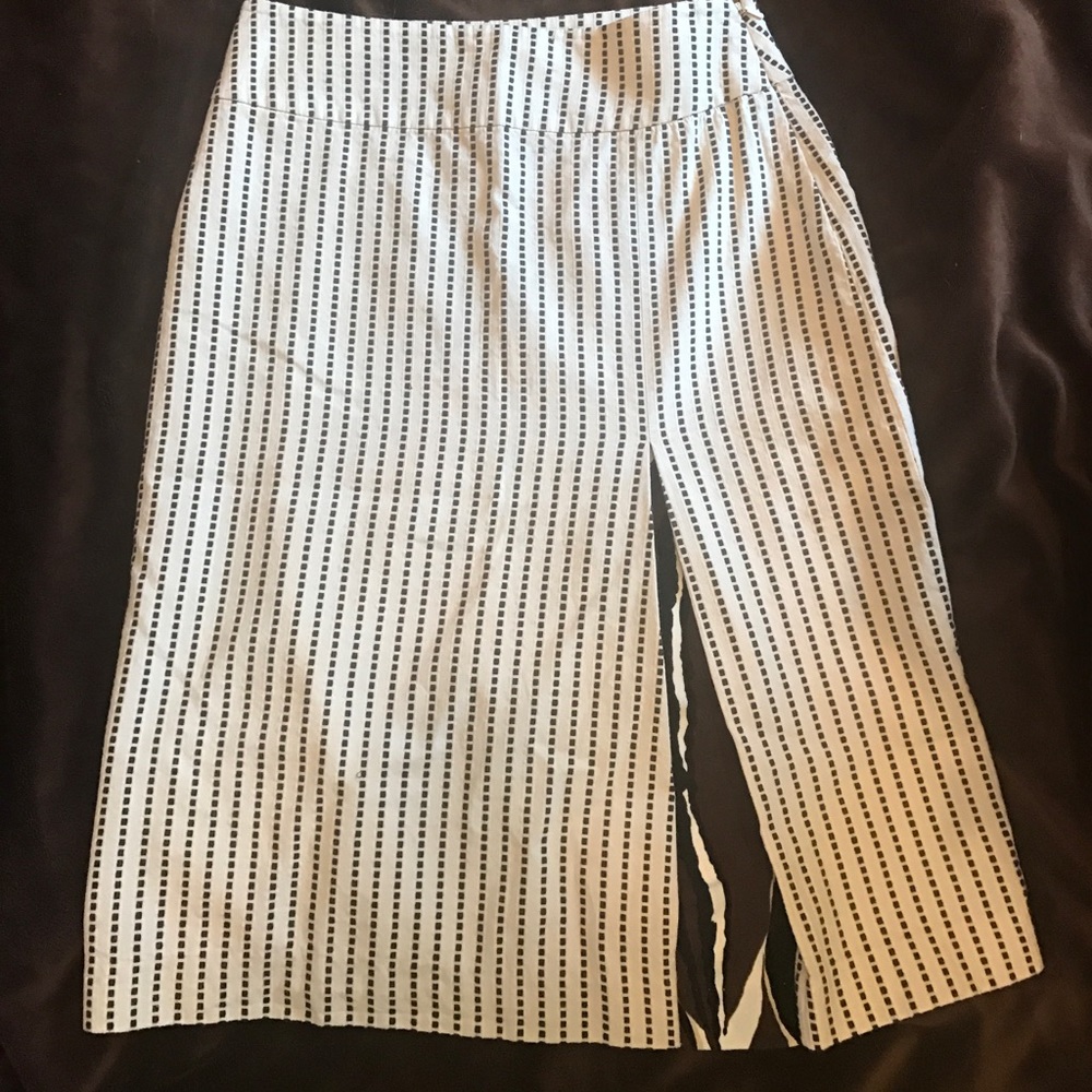 Pencil ✏️ skirt   Cream and brown